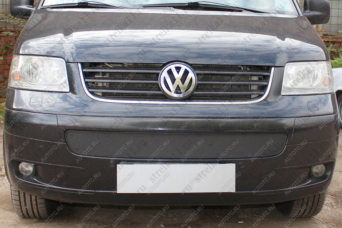 759 р. Зимняя заглушка решетки радиатора Стрелка11 Volkswagen Multivan T5  дорестайлинг (2003-2009) (черная)  с доставкой в г. Вологда