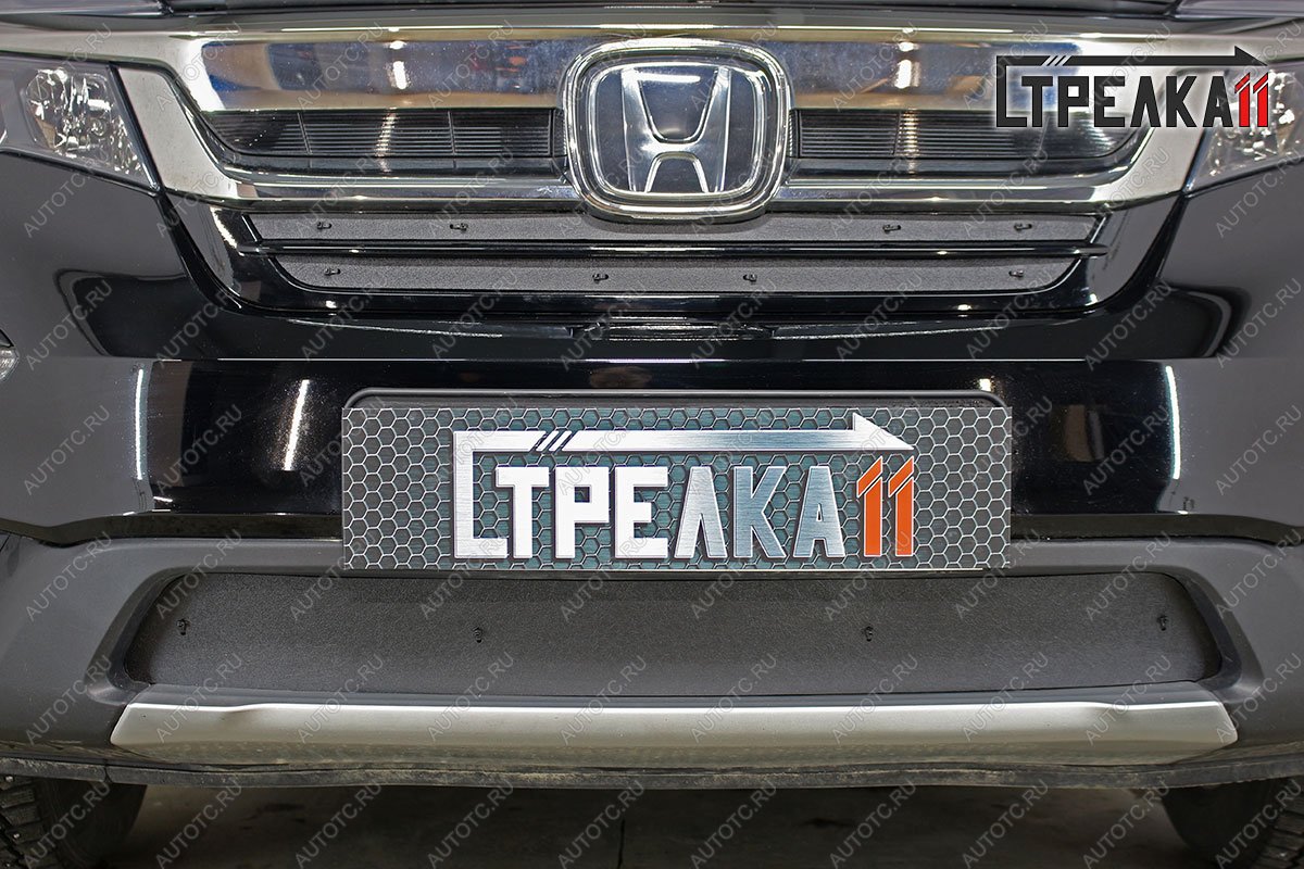 1 769 р. Зимняя защита на стяжке (верх 2 части) Стрелка11  Honda Pilot  YF6 (2018-2021) рестайлинг (черная)  с доставкой в г. Вологда