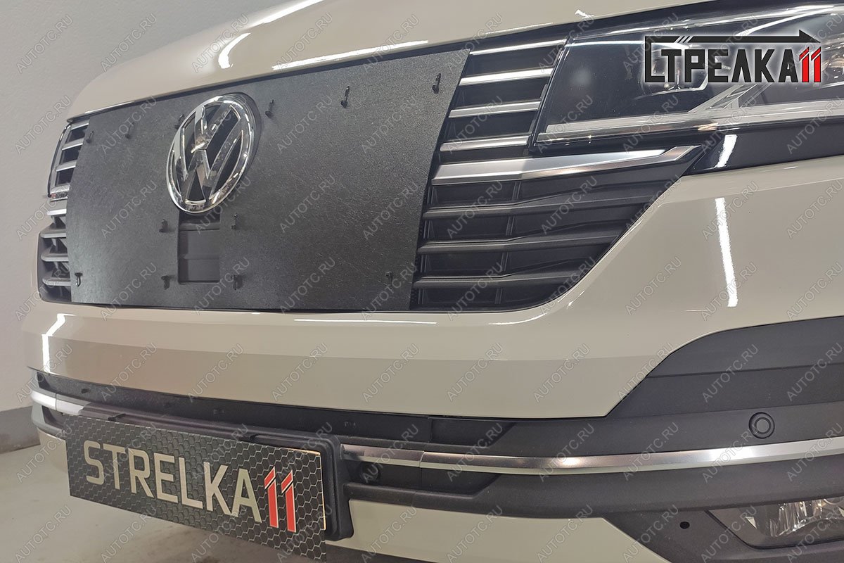 3 079 р. Зимняя защита на стяжке (верх) Стрелка11  Volkswagen Caravelle  T6.1 - Transporter  T6.1 (черная)  с доставкой в г. Вологда