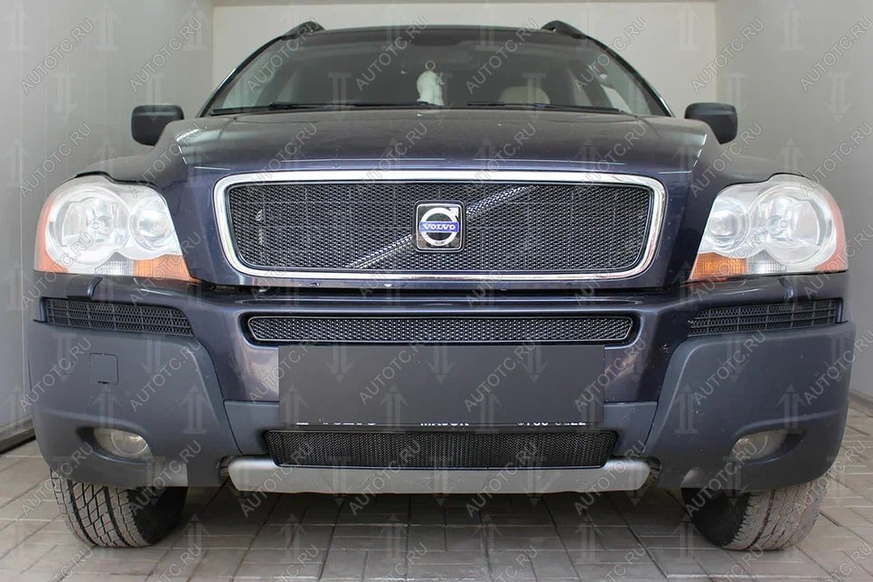 4 499 р. Защита радиатора (верх) Стрелка11 PREMIUM  Volvo XC90  C (2002-2006) дорестайлинг (черная)  с доставкой в г. Вологда