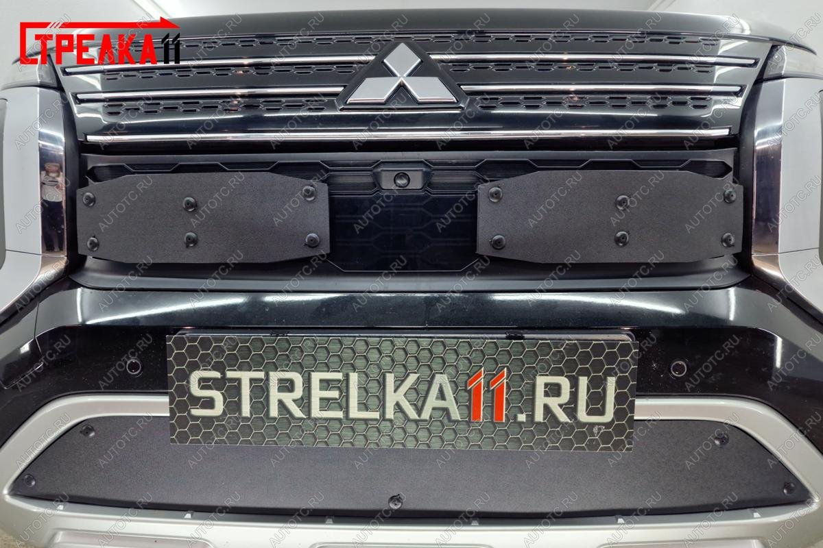 1 099 р. Зимняя заглушка решетки радиатора (низ) Стрелка11 Mitsubishi Outlander GN (2021-2025) (черная)  с доставкой в г. Вологда