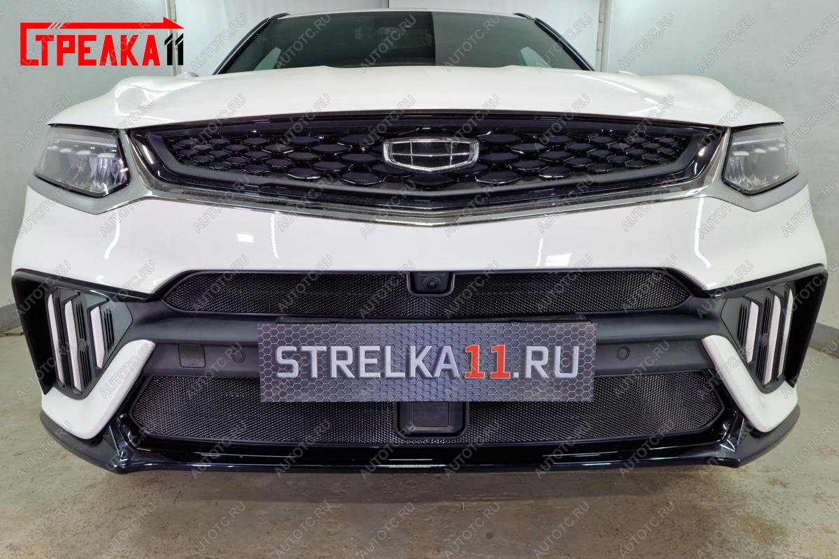 2 599 р. Защита радиатора (верх с камерой) Стандарт  Geely Tugella  FY11,HPBA4 (2019-2023) дорестайлинг (черная)  с доставкой в г. Вологда
