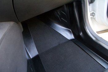 3 599 р. Накладки на ковролин АртФорм Renault Kaptur дорестайлинг (2016-2020) (Передние)  с доставкой в г. Вологда. Увеличить фотографию 2