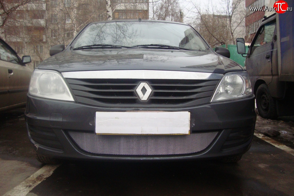 1 899 р. Сетка на бампер Russtal (хром) Renault Logan 1 рестайлинг (2010-2016)  с доставкой в г. Вологда