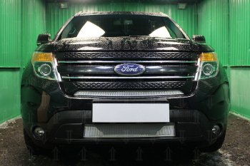 Защитная сетка радиатора в бампер (ячейка 4х10 мм) Стрелка11 Премиум Ford Explorer  U502 (2010-2016) дорестайлинг (хром)