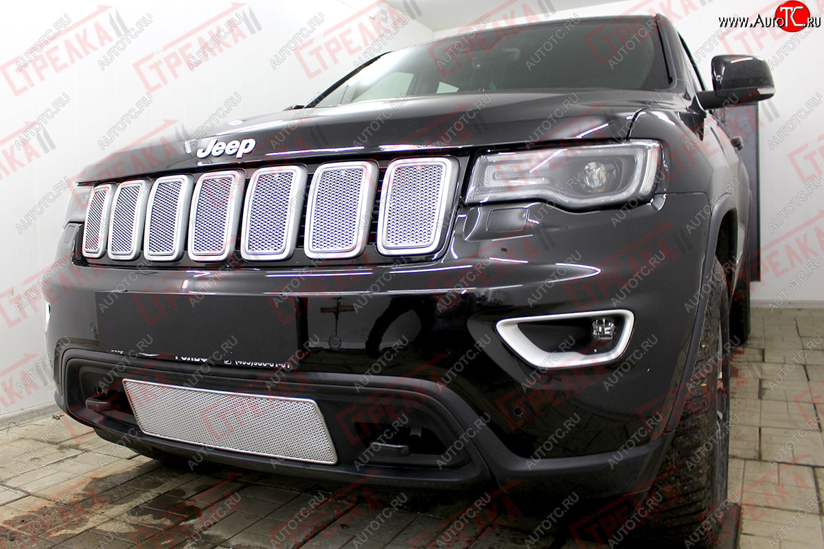 4 299 р.           Защита радиатора Jeep Grand Cherokee (WK2) IV 2018- рестайлинг (Laredo, Limited, Trailhawk) chrome низ PREMIUM  Jeep Grand Cherokee  WK2 (2017-2022) 2-ой рестайлинг (хром)  с доставкой в г. Вологда