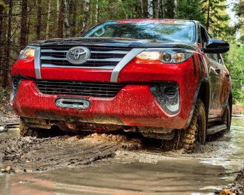 25 279 р. Площадка под лебёдку РИФ (в штатный бампер)  Toyota Fortuner  AN160 (2015-2025) дорестайлинг, рестайлинг  с доставкой в г. Вологда. Увеличить фотографию 2
