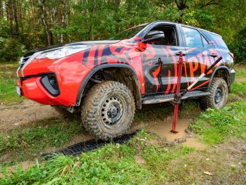 46 949 р. Защита порогов с подножкой РИФ Toyota Fortuner AN160 дорестайлинг (2015-2020)  с доставкой в г. Вологда. Увеличить фотографию 3