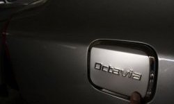 1 449 р. Накладка на лючок бензобака СТ Skoda Octavia A5 дорестайлинг универсал (2004-2008)  с доставкой в г. Вологда. Увеличить фотографию 2