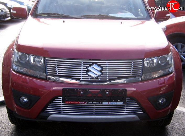 5 199 р. Декоративная вставка решетки радиатора Berkut Suzuki Grand Vitara JT 5 дверей 2-ой рестайлинг (2012-2016)  с доставкой в г. Вологда