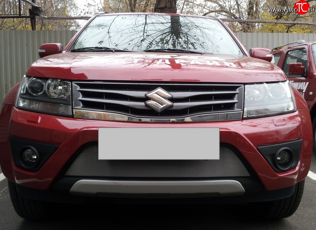 1 539 р. Сетка на бампер Russtal (хром) Suzuki Grand Vitara JT 5 дверей 2-ой рестайлинг (2012-2016)  с доставкой в г. Вологда