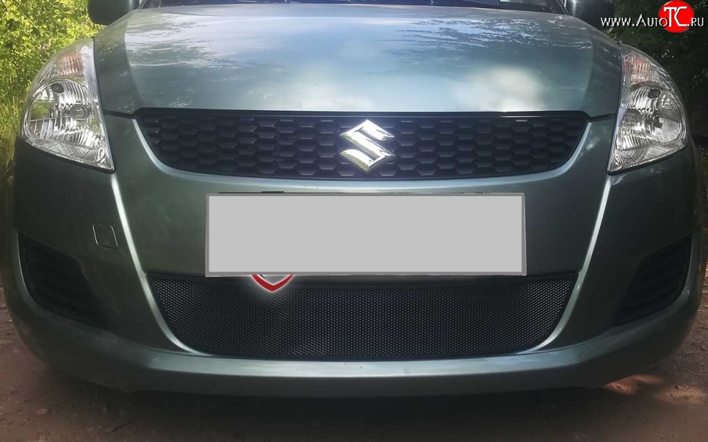 1 469 р. Сетка на бампер Russtal (черная) Suzuki Swift ZC72S дорестайлинг, хэтчбэк 5 дв. (2010-2013)  с доставкой в г. Вологда
