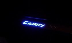 5 349 р. Накладки на порожки автомобиля СТ Toyota Camry XV55 2-ой рестайлинг (2017-2018)  с доставкой в г. Вологда. Увеличить фотографию 2