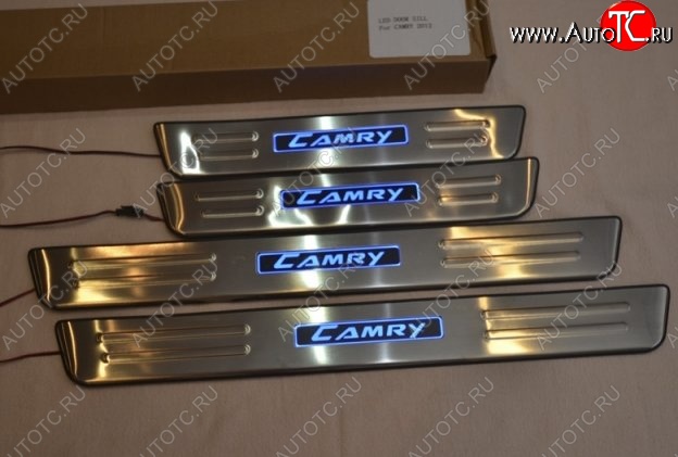 5 349 р. Накладки на порожки автомобиля СТ Toyota Camry XV55 2-ой рестайлинг (2017-2018)  с доставкой в г. Вологда