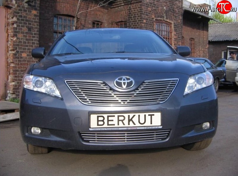 5 199 р. Декоративная вставка воздухозаборника Berkut Toyota Camry XV40 рестайлинг (2009-2011)  с доставкой в г. Вологда