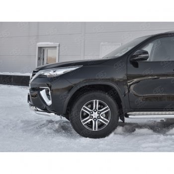 28 799 р. Защита переднего бампера (Ø63 мм с клыками, нержавейка) SLITKOFF Toyota Fortuner AN160 дорестайлинг (2015-2020)  с доставкой в г. Вологда. Увеличить фотографию 3