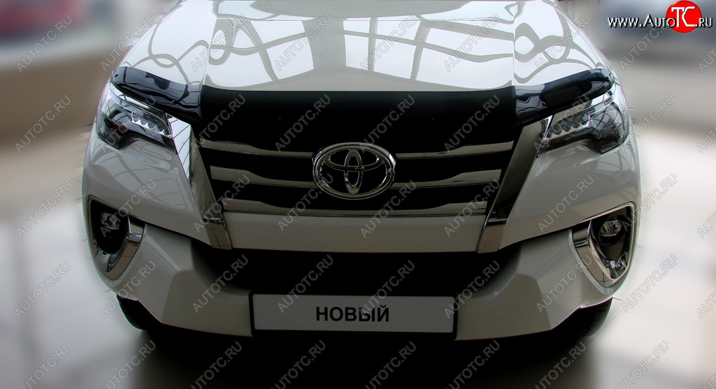 3 689 р. Дефлектор капота SIM Toyota Fortuner AN160 дорестайлинг (2015-2020)  с доставкой в г. Вологда