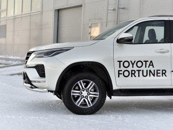 28 999 р. Защита переднего бампера (Ø63 мм с клыками, нержавейка) SLITKOFF Toyota Fortuner AN160 рестайлинг (2020-2025)  с доставкой в г. Вологда. Увеличить фотографию 4