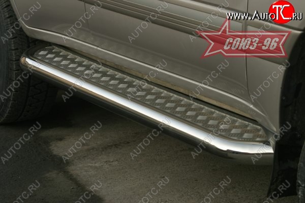 29 069 р. Защита порогов с листом Souz-96 (d76). Toyota Land Cruiser 100 дорестайлинг (1998-2002)  с доставкой в г. Вологда