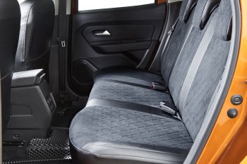 7 549 р. Чехлы для сидений Seintex Ромб Алькантара Toyota RAV4 XA305 5 дв. дорестайлинг (2005-2009) (Цвет: черный)  с доставкой в г. Вологда. Увеличить фотографию 2