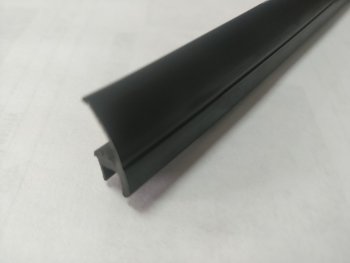 Универсальный уплотнитель FlexLine (18 mm, 1 погонный метр) Peugeot 206 универсал 2EK рестайлинг (2002-2006)