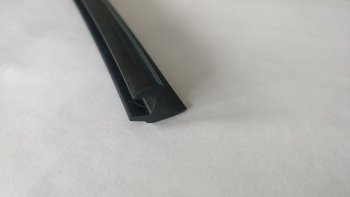Универсальный уплотнитель FlexLine (8 mm U-LIP, 1 погонный метр) Peugeot 206 универсал 2EK рестайлинг (2002-2006)