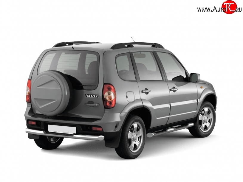 10 349 р. Защита порогов из трубы Ø76 мм с проступью Petroil Tuning Chevrolet Niva 2123 рестайлинг (2009-2020) (Нержавеющая полированная сталь)  с доставкой в г. Вологда