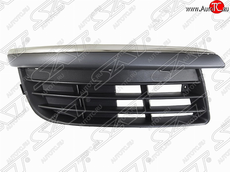 1 069 р. Правая Заглушка в бампер под ПТФ (c хром молдингом) SAT Volkswagen Jetta A5 седан (2005-2011)  с доставкой в г. Вологда