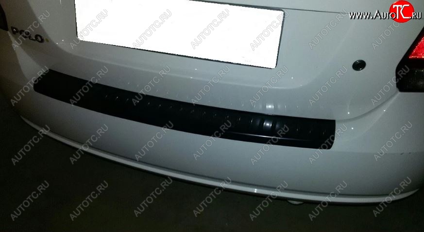 579 р. Накладка защитная на верх заднего бампера АртФорм Volkswagen Polo 5 седан дорестайлинг (2009-2015)  с доставкой в г. Вологда