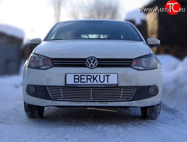 5 599 р. Декоративная вставка воздухозаборника Berkut Volkswagen Polo 5 седан дорестайлинг (2009-2015)  с доставкой в г. Вологда