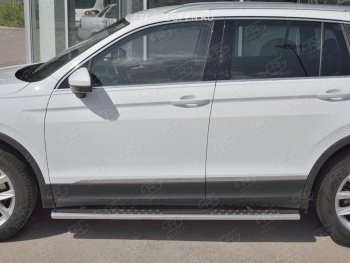 19 399 р. Пороги труба 120х60 овал с проступью Russtal Volkswagen Tiguan Mk2 дорестайлинг (2016-2020)  с доставкой в г. Вологда. Увеличить фотографию 2