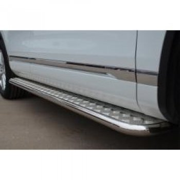 Широкая защита порогов с трубой d42 мм SLITKOFF v3 Volkswagen Touareg 2 NF дорестайлинг (2010-2014)